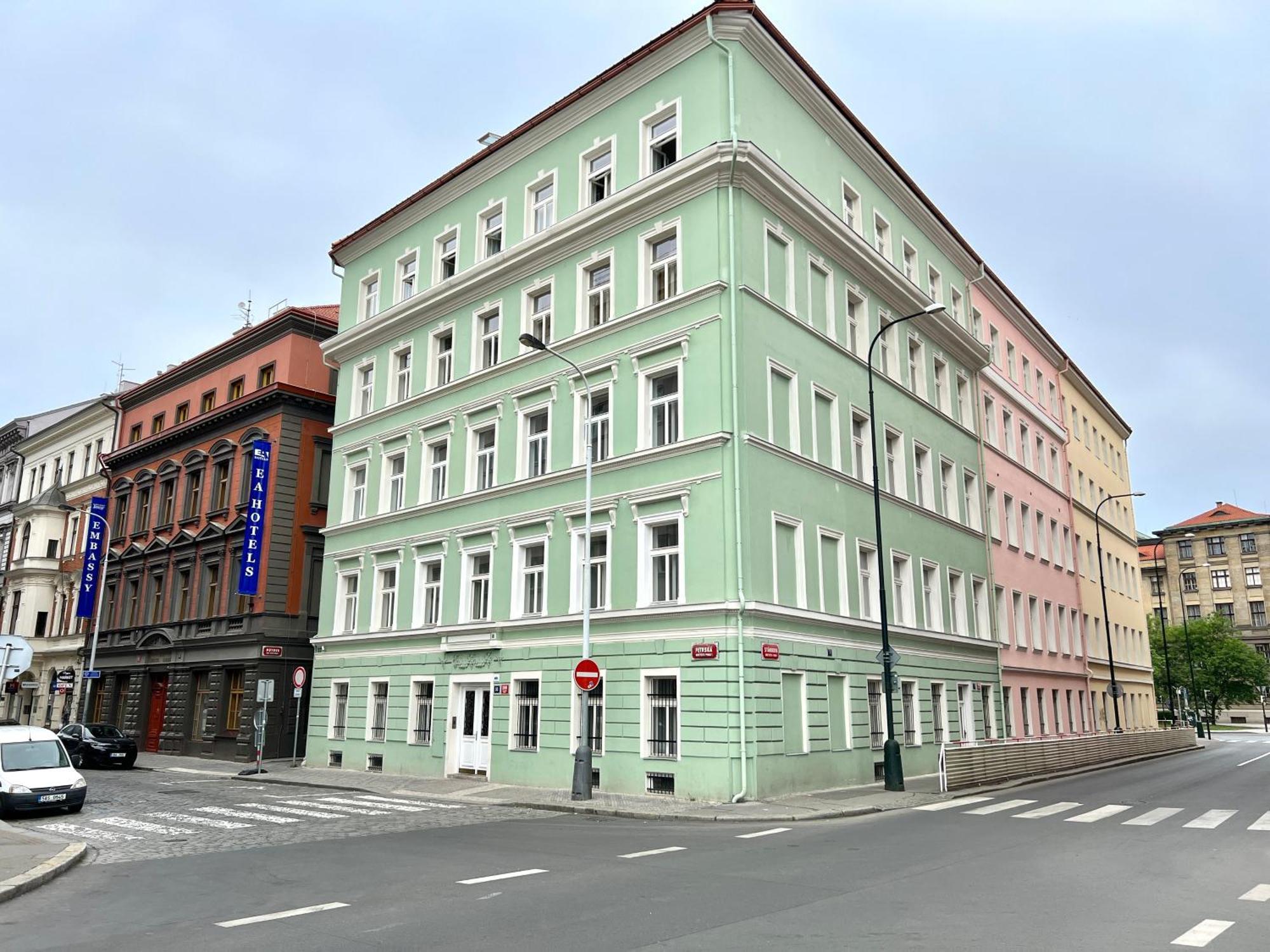 Treetess City Centre Prague Apartments Ngoại thất bức ảnh