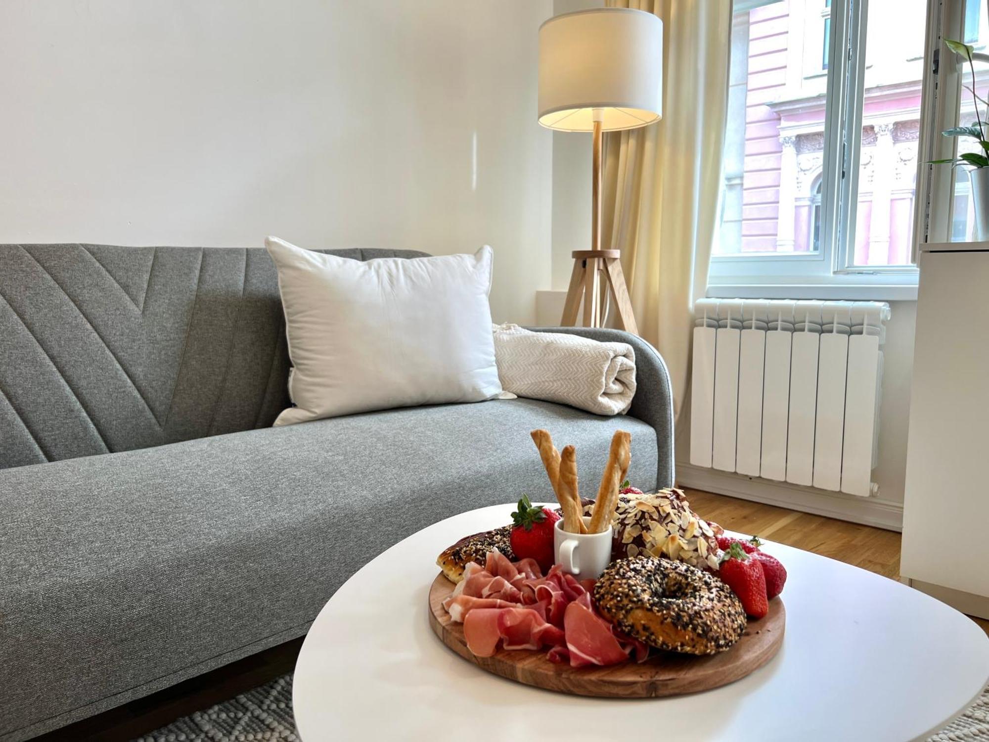 Treetess City Centre Prague Apartments Ngoại thất bức ảnh