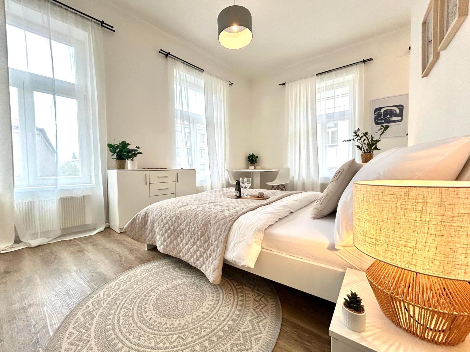 Treetess City Centre Prague Apartments Ngoại thất bức ảnh